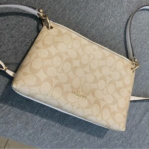 Tan 3 pocket crossover purse